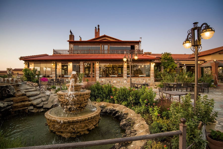 Ktima Perek is a multi-functional venue, with a restaurant, a café, a vegetable garden